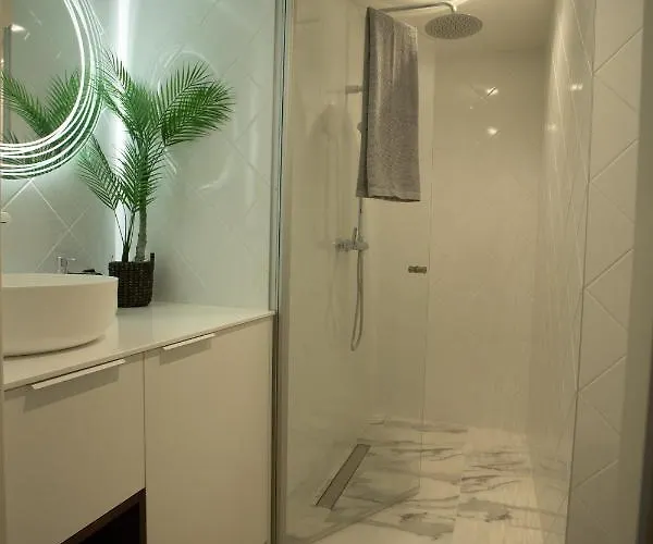 Tatari 16 City Centre New *